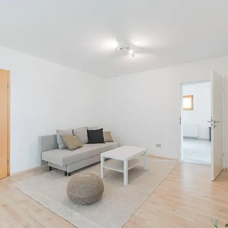 G01 Schöne Souterrainwohnung - Self Check-in Ideal Für Teams Und Monteure *